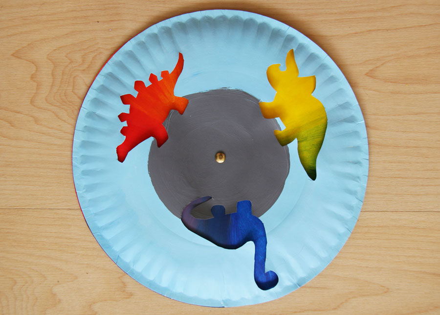 colour changing dinosaurs paper plate craft
