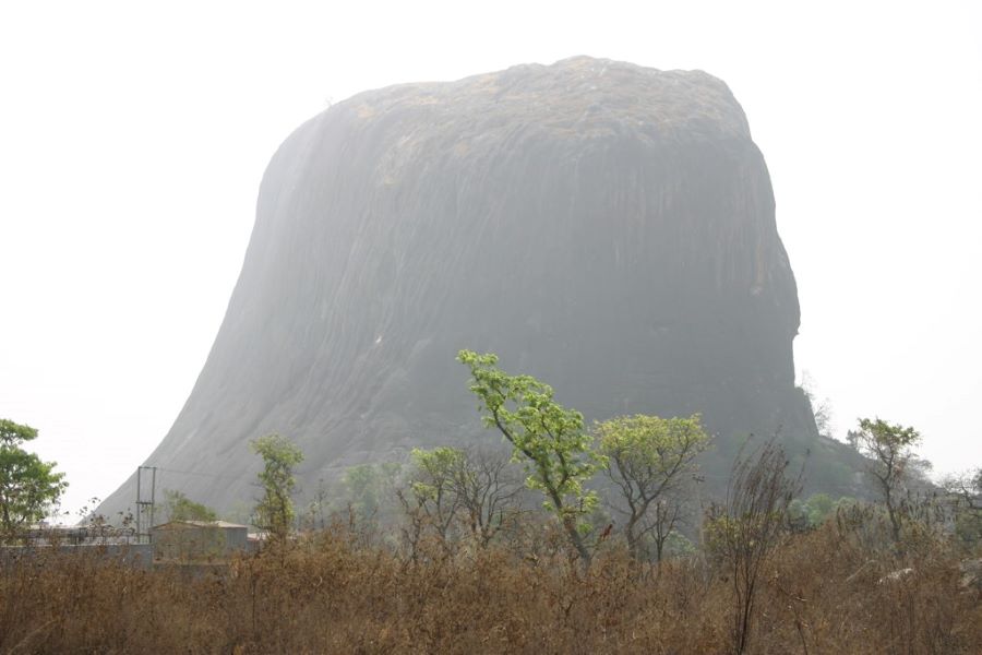 image of the magnificent Zuma Rock in Niger State in the North Central Zone of Nigeria