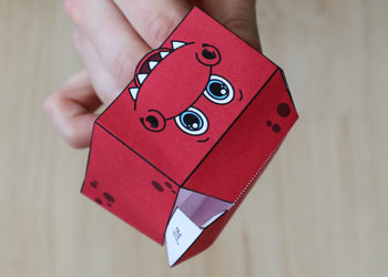 3D paper dinosaur craft