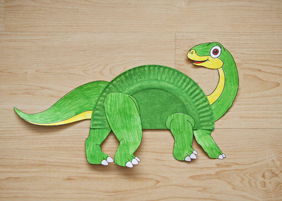 paper plate brontasaurus
