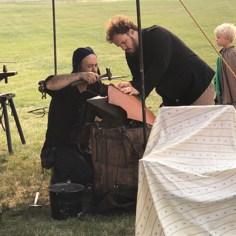 Leatherworking demostrations.