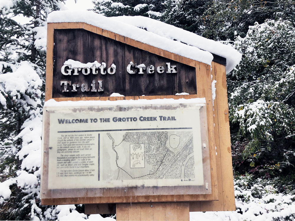 Grotto Creek trailhead sign