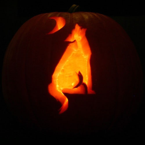 Pumpkin Carving: Howling Wolf