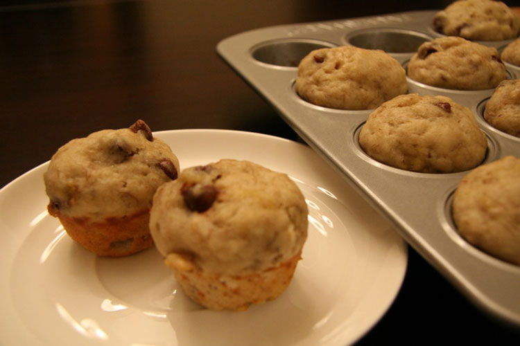 Banana Chocolate Chip Muffins: Baked Muffins