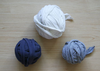 DIY braided t-shirt yarn coasters