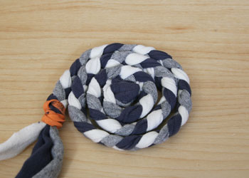 DIY braided t-shirt yarn coasters