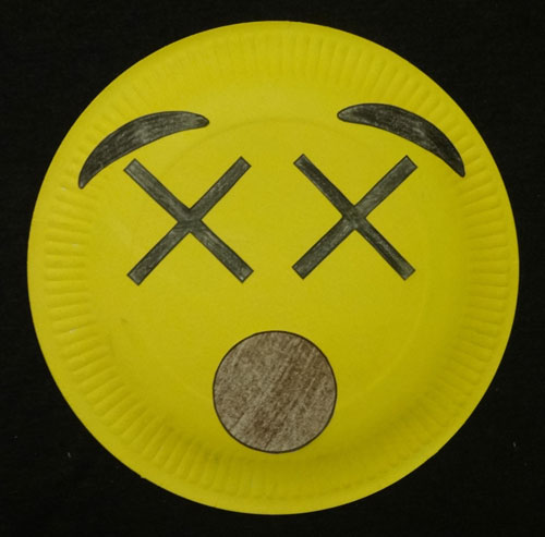 emoji paper plate craft: dizzy