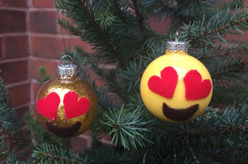 emoji christmas ornament: heart eyes