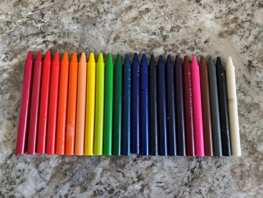 diy melted crayon canvas