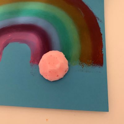 DIY Sponge Rainbow Painting