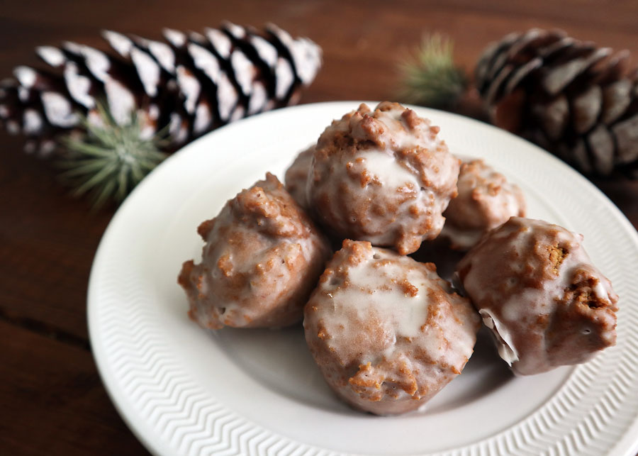 glazed gingerbread muffin bites recipe