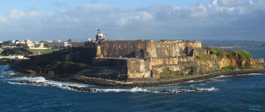 image of the prominent Castillo San Felipe Del Morro in Puerto Rico